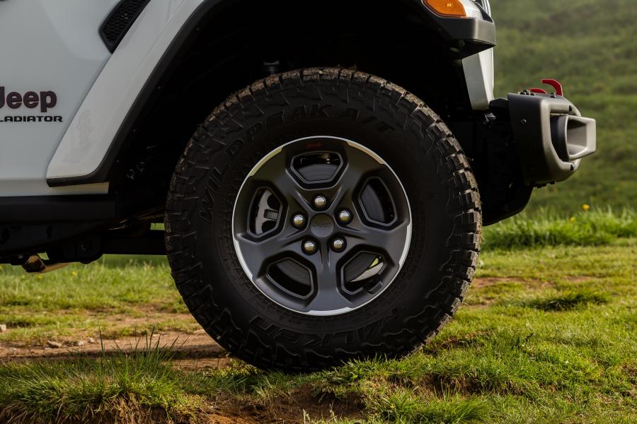 Колеса Jeep Gladiator Rubicon (JT) 2019 года  (EU) (фото 6 из 40)